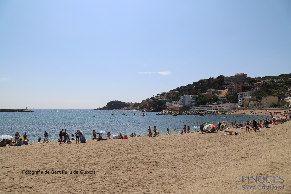 Disfrute de l'été sur la Costa Brava