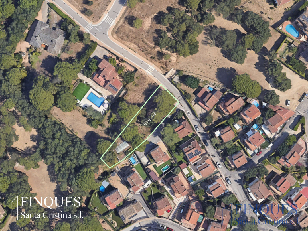 Santa Cristina d'Aro, Exclusive terrain